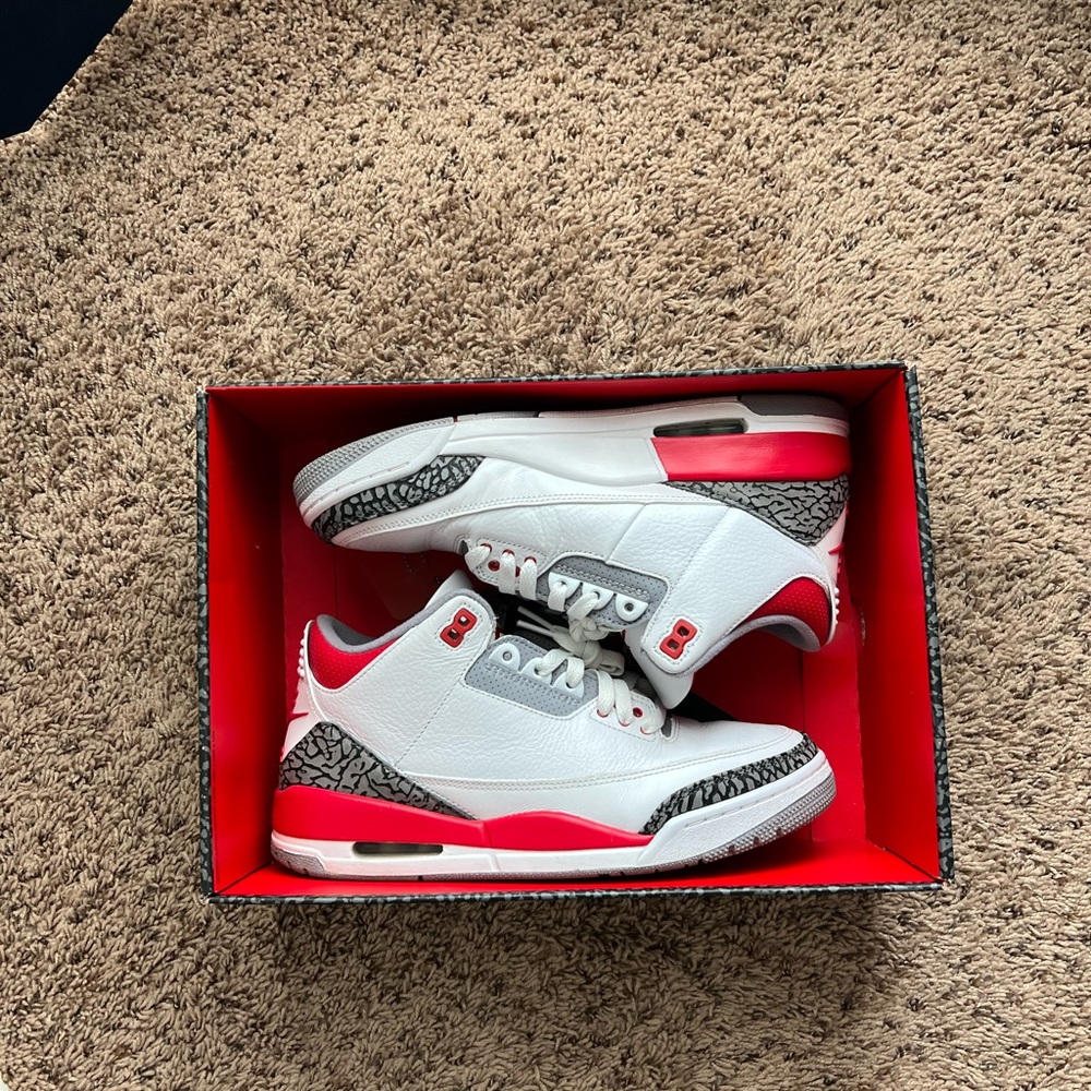 Jordan 3 Fire Red